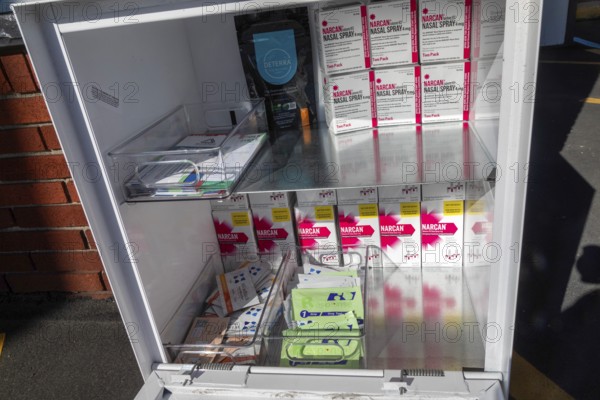 Ferndale, Michigan, 'Save a Life Stations' in public places throughout Oakland County offer free