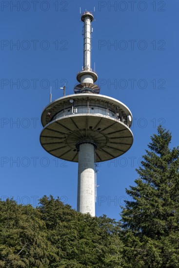 Telecommunications tower of Deutsche Telekom, transmission tower with antennas, Hoherodskopf