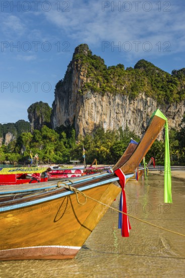 Island landscape near Krabi, weather, sky, nature, beach, beach holiday, beach holiday, Asian,