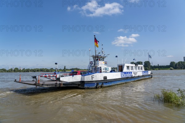 Ferry pier of the Rhine ferry Walsum-Orsoy, Rhine ferry to Duisburg Walsum, Rheinberg-Orsoy, North