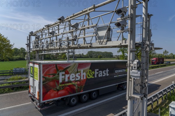 Toll bridge, for collecting motorway tolls, on the A3 motorway near Hamminkeln, Lower Rhine, North