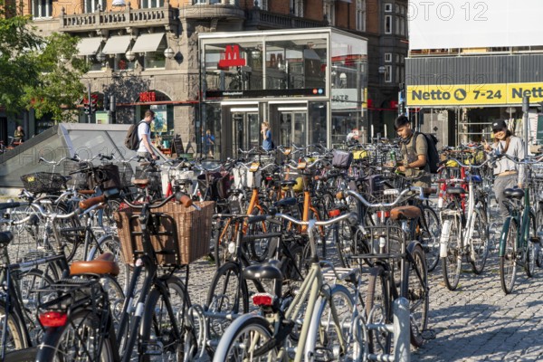 Bicycle parking, Radhuspladsen metro station, City Hall Square, H.C. Andersen's Boulevard, in the