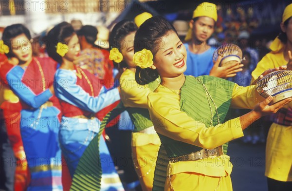 Thai girls performing local dance, King Narai Reign Fair, Lopburi, Thailand, Asia