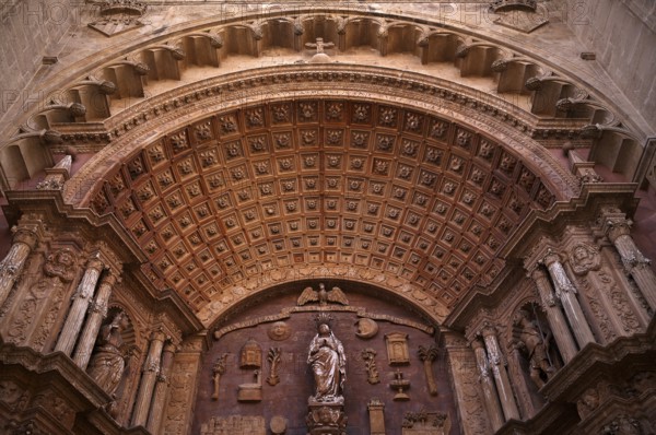 La Seu, Basilica de Santa Maria, Cathedral of St Mary, Palma de Majorca, Majorca, Balearic Islands,
