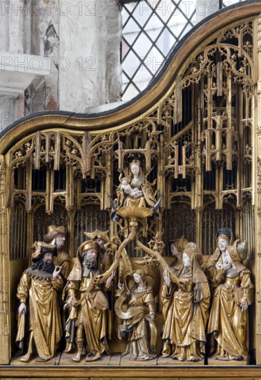 Marienretabel in the Marientidenkapelle, upper right wing: Blossom with Mother of God with child,