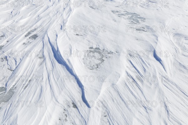 Nature, snow drift pattern on the Saint Lawrence River, Province of Quebec, Canada, North America