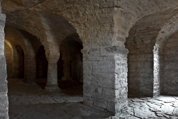 Crypt inside facing south-west, 11th century, St., Sankt, Saint