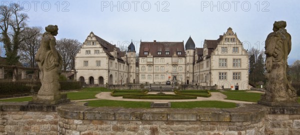 Schwöbber near Hamelin, Castle of the von Münchhausen family, 75058 View from the east Beg 1570 by