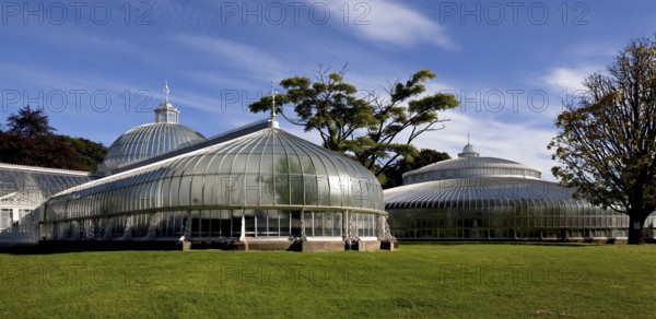 Glasgow Botanic Garden, KIBBLE PALACE greenhouse ensemble built on Loch Long in 1863 and moved to
