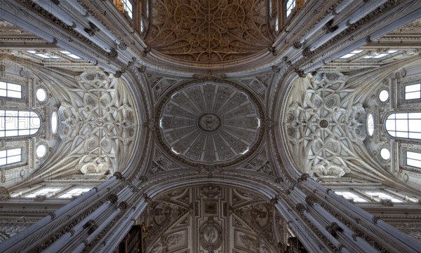 Mezquita-Catedral de Córdoba, vault of the cathedral, architect: H. Ruiz, Juan de Ochoa, St.,
