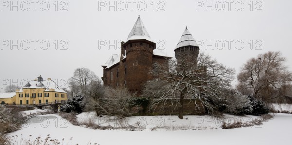 Krefeld, Linn Castle and Jagdschloß outer bailey
