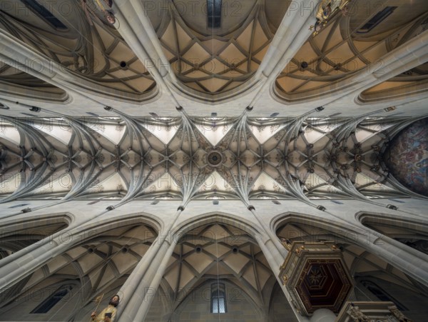 Überlingen, parish church of St Nicholas, vault in the nave