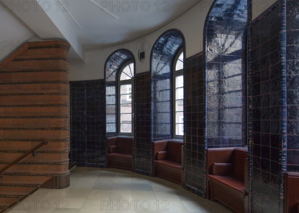Hamburg Kontorhaus CHILEHAUS, built 1922-24 by Fritz Höger, staircase between ground floor and