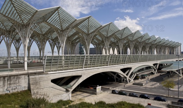 Lisbon, East railway station by Santiago Calatrava 1998