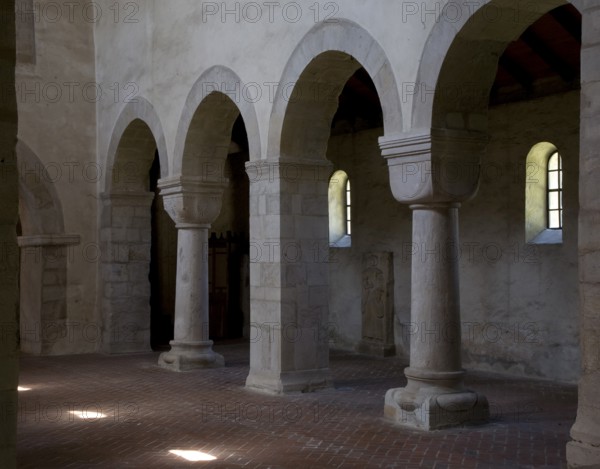 Northern nave arcade, St., Sankt, Saint