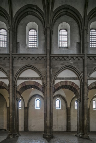 Magdeburg Kloster Unser Lieben Frauen 3684 Church interior south nave wall from north Detail, St.,