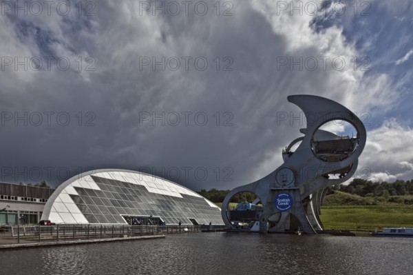GB Scotland Falkirk FALKIRK WHEEL Rotary boat lift 56400