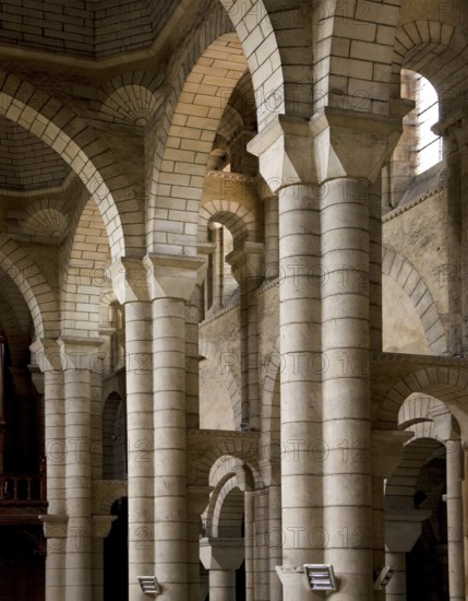 Vaulted system on the north side of the nave, St., Sankt, Saint