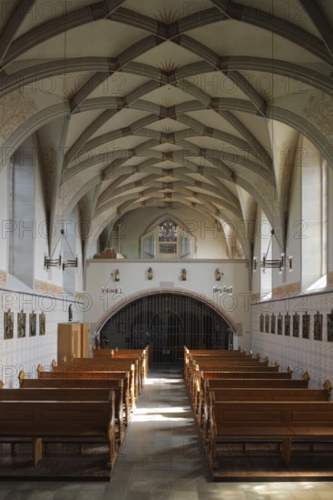 View to the east towards the organ, St., Sankt, Saint