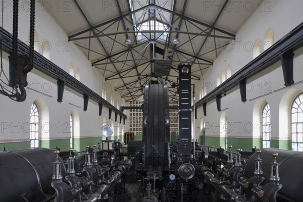 Hoisting machine building, restored hoisting machine from shaft 1, in the centre of the picture the