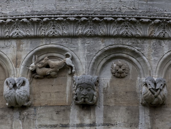 Main apse, hunting frieze, hound and hare, St., St., Saint