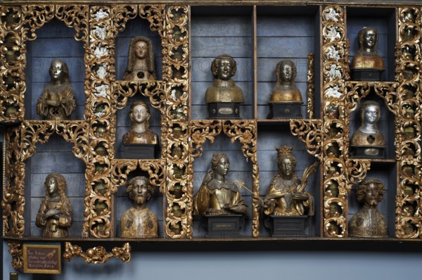 Golden chamber with reliquaries after restoration with historic colour scheme (blue), north wall,
