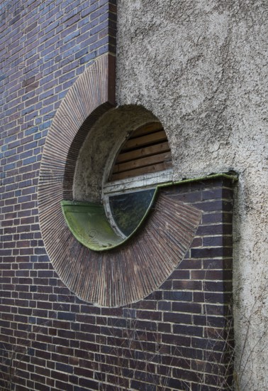 Harzgerode, former children's lung sanatorium 1929-1931 by Godehard Schwethelm, closed in 1998,
