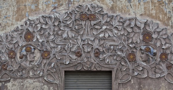 Alsleben (Saale) Art Nouveau façade relief 68936 Created around 1900 right side detail