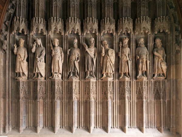Hansa Hall, south end wall with Gothic frieze and the so-called Nine Good Heroes: starting from the
