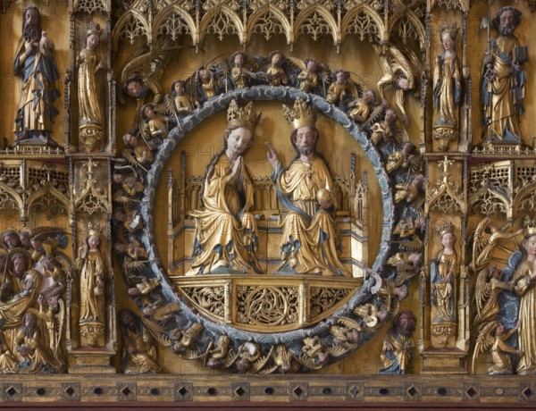 Centrepiece with crowning of the Virgin Mary, St., Saint, Saint
