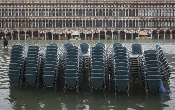 Italy Venice St Mark's Square -149 Old procuracies at high water