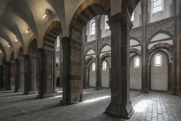 Magdeburg, Kloster Unser Lieben Frauen, view from the north aisle to the south wall of the nave and