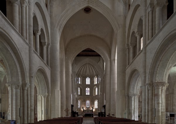 Cerisy-la-Forêt, Normandy, abbey church Interior facing east with a three-zone wall structure, 14th
