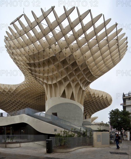 Seville, Metropol Parasol. Architect Jürgen Mayer H.2011 built over the Plaza de la Encarnaci-n, St