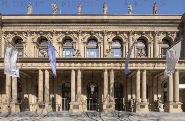 Frankfurt am Main, Börsenplatz, New Stock Exchange, south facade