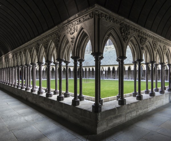 Mont-Saint-Michel, monastery hill, early Gothic cloister 1225-1228, south-west corner inside, St.,