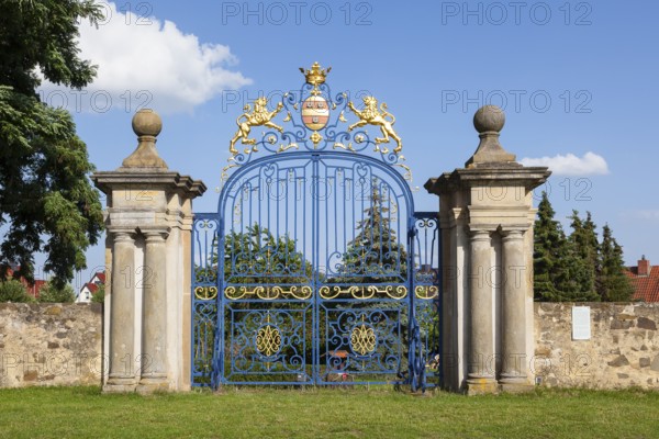 Paris Tor Tor with Alvensleben coat of arms in the baroque garden of Hundisburg, Haldensleben,