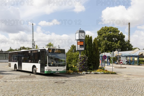 A VGM line 400 bus travelling in the direction of Coswig, Spitzgrund at the bus station in Coswig,