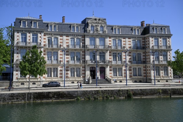Hotel Les Jardins du Mess on the Meuse, Verdun, Grand Est region, France, Europe