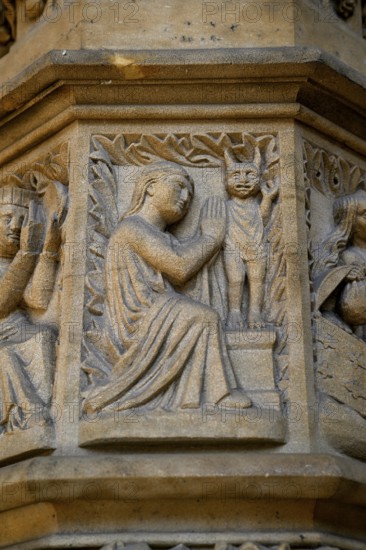 Entrance portal of the Gothic Saint-Étienne Cathedral, detail, St Stephen's Cathedral, Metz, Grand