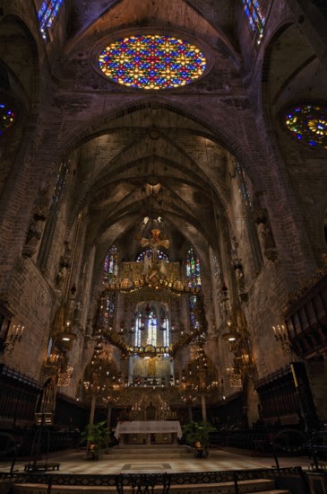 Choir designed by Antoni Gaudí, interior view, La Seu, Basilica de Santa Maria, Cathedral of St
