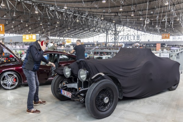 Retro Classics car show opens in Stuttgart. With over 90, 000 visitors and more than 900