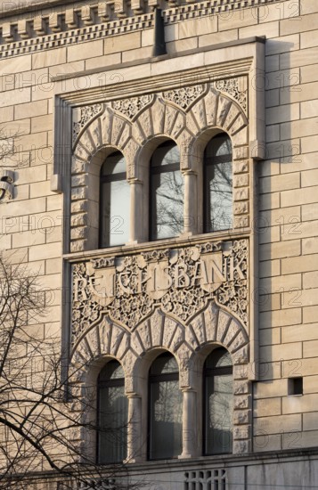 Krefeld, State Central Bank (formerly Reichsbank), built in 1904/1905 by Hermann Stiller. Façade