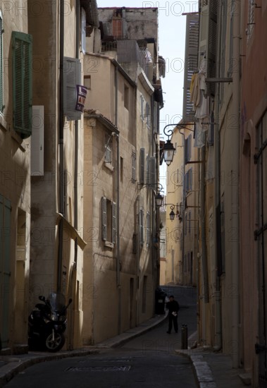 Marseille, alley in the old town