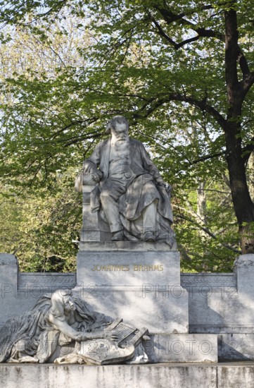 Monument to Johannes Brahms 1908