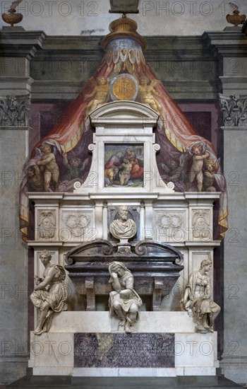 Florence, Florence, Santa Croce, Michelangelo's tomb, personifications of painting (left),