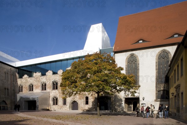 North wing, remodelled by the Spanish architects Fuensanta Nieto and Enrique Sobejano, on the right