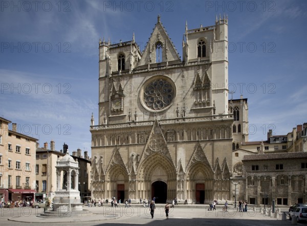 West façade, St., Saint, Saint