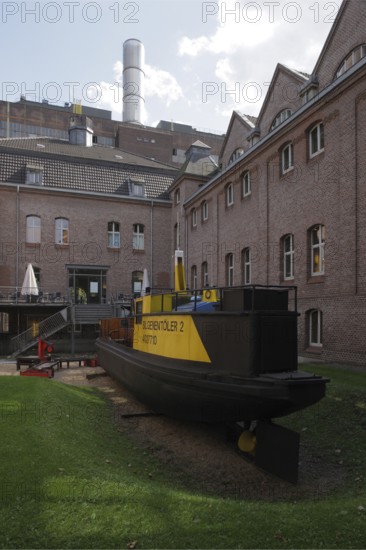 Former works baths of the Phönix smelting works, remodelled in 1996 by architektur-fabrik aachen,