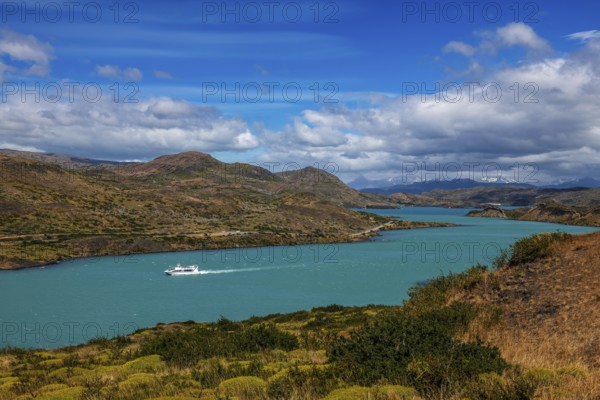 Lago Grey, Torres del Paine National Park, Patagonia, Chile, South America